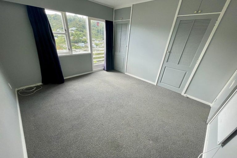 Photo of property in 15 Holborn Drive, Stokes Valley, Lower Hutt, 5019