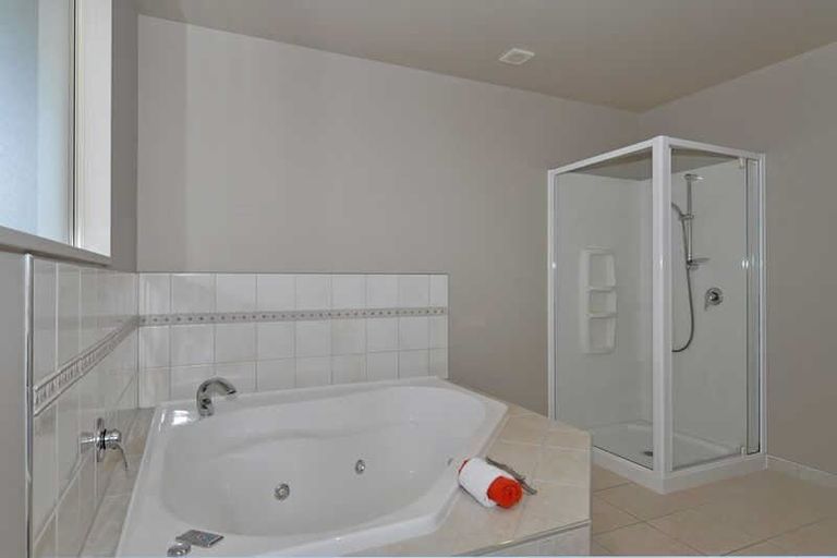 Photo of property in 17 Jasper Place, Northwood, Christchurch, 8051