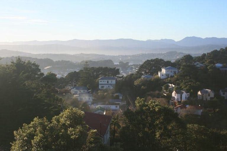Photo of property in 15a Whaui Street, Vogeltown, Wellington, 6021