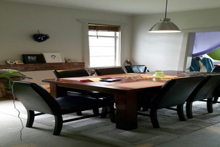 Photo of property in 35 Memorial Avenue, Ilam, Christchurch, 8053