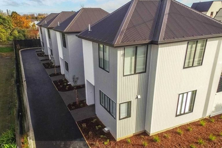 Photo of property in 2/139 Stanmore Road, Linwood, Christchurch, 8011