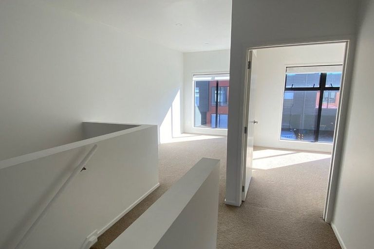 Photo of property in 32/17 Owens Place, Mount Maunganui, 3116