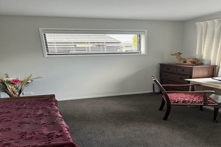 Photo of property in 48 Packard Crescent, Halswell, Christchurch, 8025