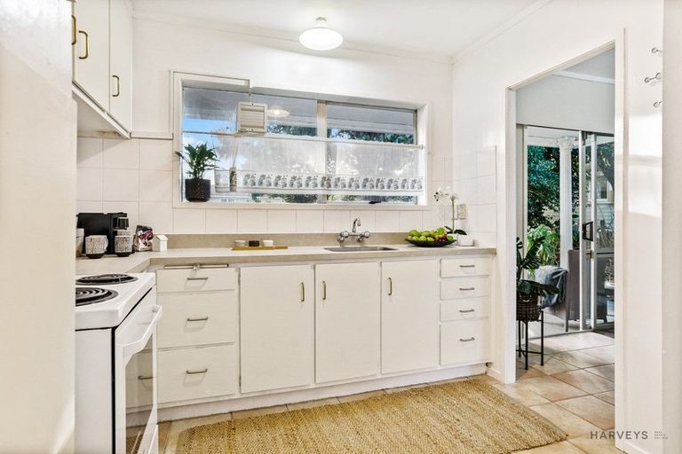 Photo of property in 1/50 Te Kanawa Crescent, Henderson, Auckland, 0610