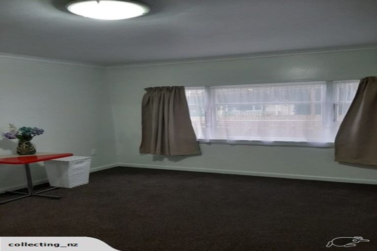 Photo of property in 15 Larsen Court, Roslyn, Palmerston North, 4414