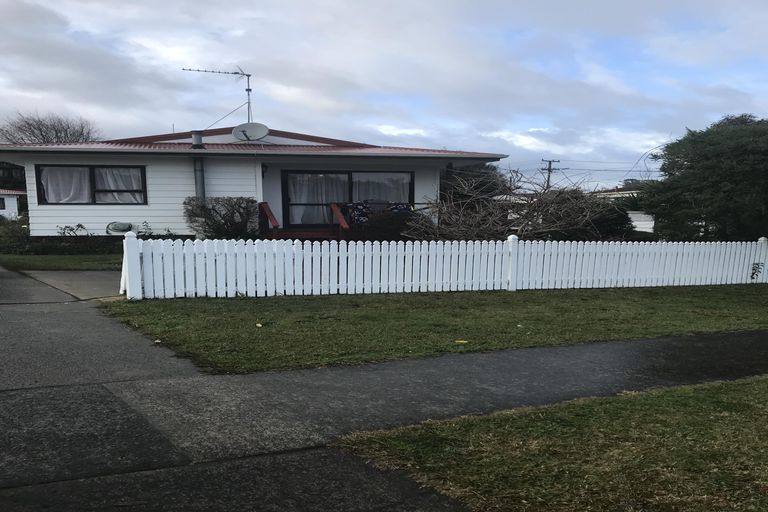 Photo of property in 207 Grandview Road, Nawton, Hamilton, 3200