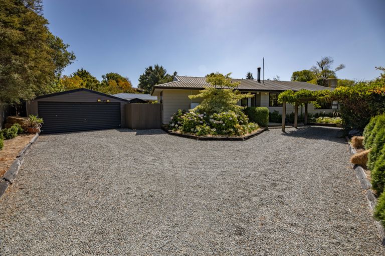 Photo of property in 27 Mill Road, Leithfield, Amberley, 7481