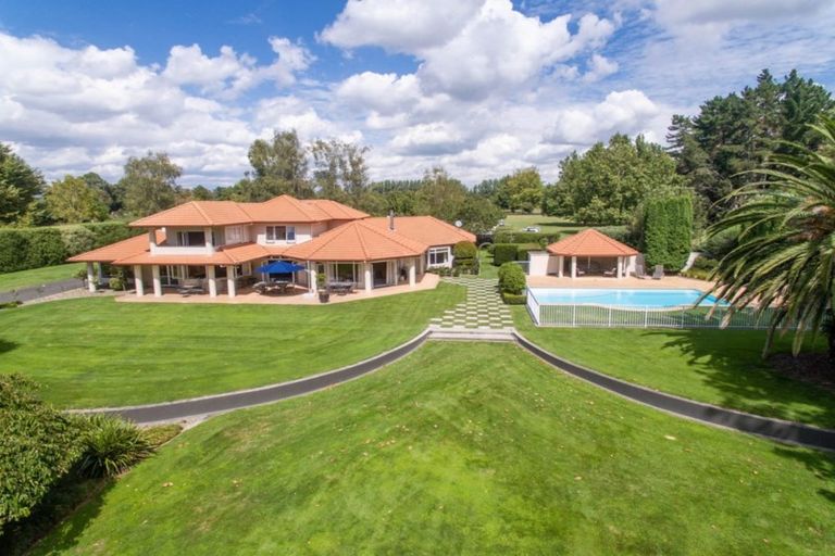 Photo of property in 2/105 Peake Road, Cambridge, 3493