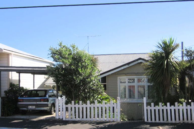 Photo of property in 62 Coromandel Street, Newtown, Wellington, 6021