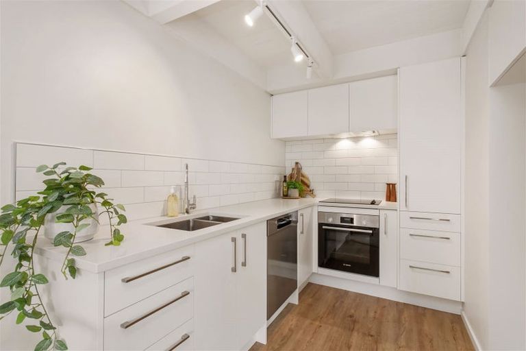 Photo of property in 3/99 Mandeville Street, Riccarton, Christchurch, 8011