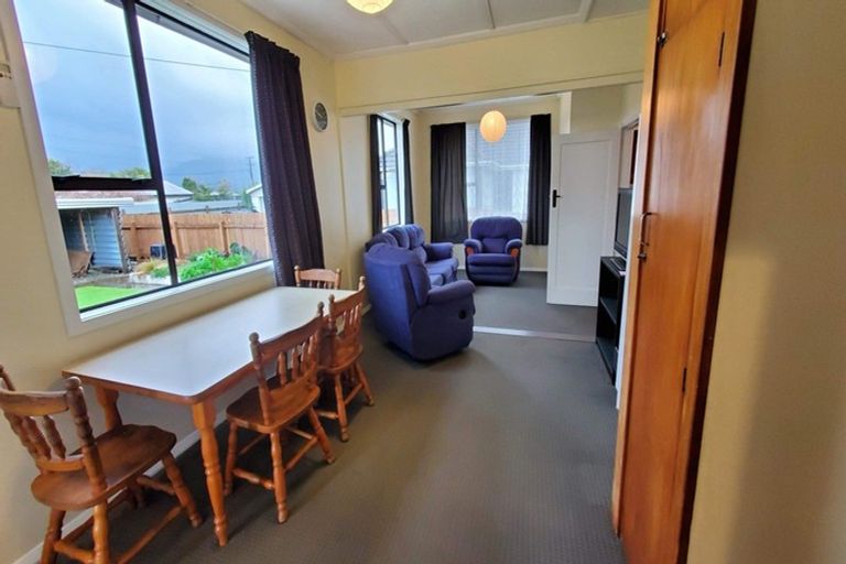 Photo of property in 1 Webb Street, Westport, 7825