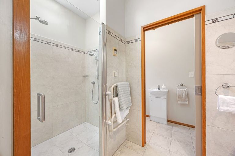 Photo of property in 3 Watlings Place, Kennedys Bush, Christchurch, 8025