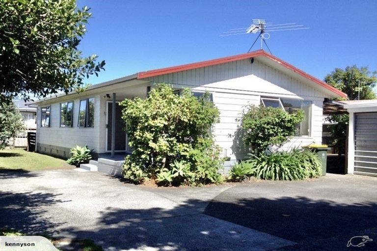 Photo of property in 1/13 Casuarina Road, Half Moon Bay, Auckland, 2012