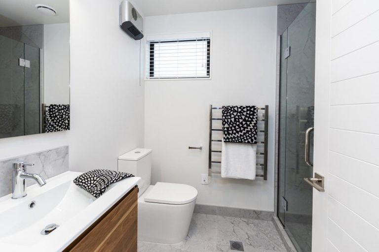 Photo of property in 35 Seymour Street, Hornby, Christchurch, 8042