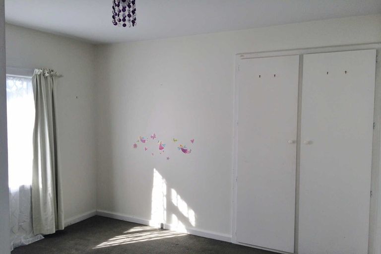 Photo of property in 35 Hillier Place, Spreydon, Christchurch, 8024