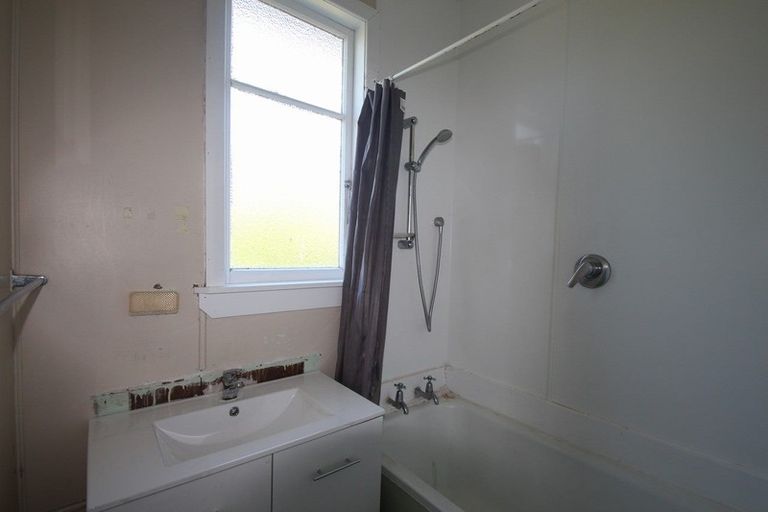 Photo of property in 203 Regan Street, Stratford, 4332