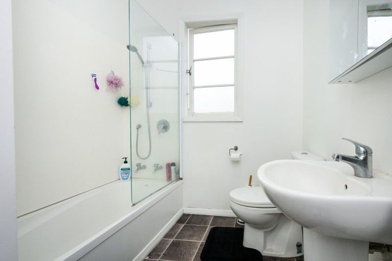 Photo of property in 30 Ngaire Street, Longburn, Palmerston North, 4412