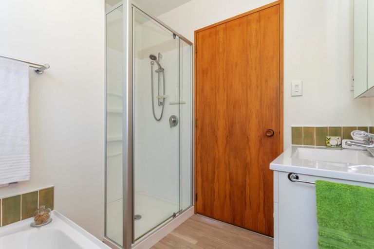 Photo of property in 14 Arkwright Place, Halswell, Christchurch, 8025