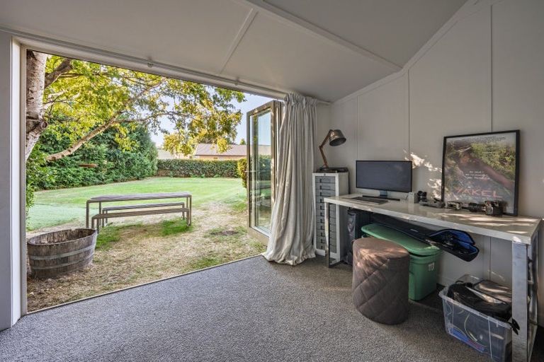 Photo of property in 21 Kowhai Drive, Wanaka, 9305