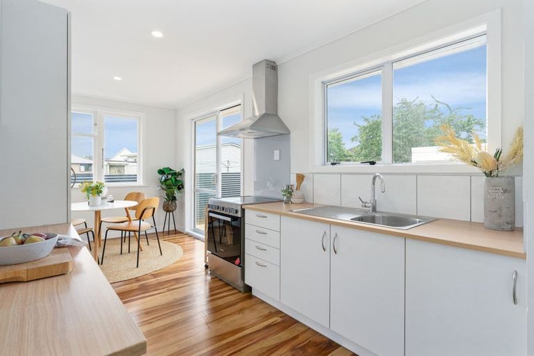 Photo of property in 6 Maire Street, Levin, 5510