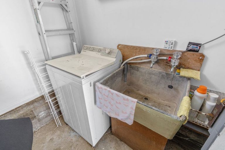 Photo of property in 7 Kent Avenue, Waitarere Beach, Levin, 5510