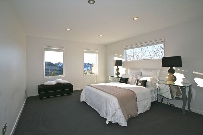 Photo of property in 16 Riverbank Road, Northwood, Christchurch, 8051