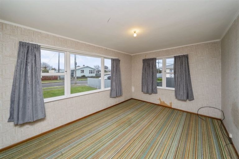 Photo of property in 5 Murray Avenue, Hawera, 4610