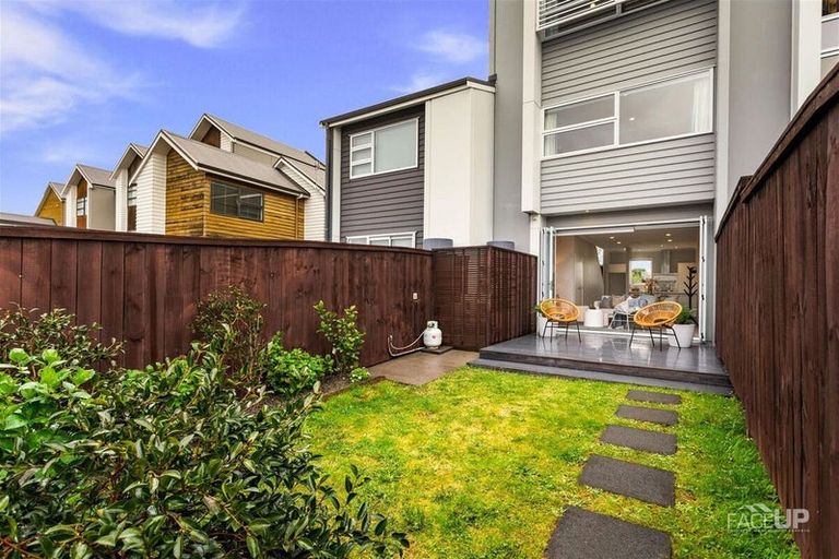 Photo of property in 22 Squadron Drive, Hobsonville, Auckland, 0616