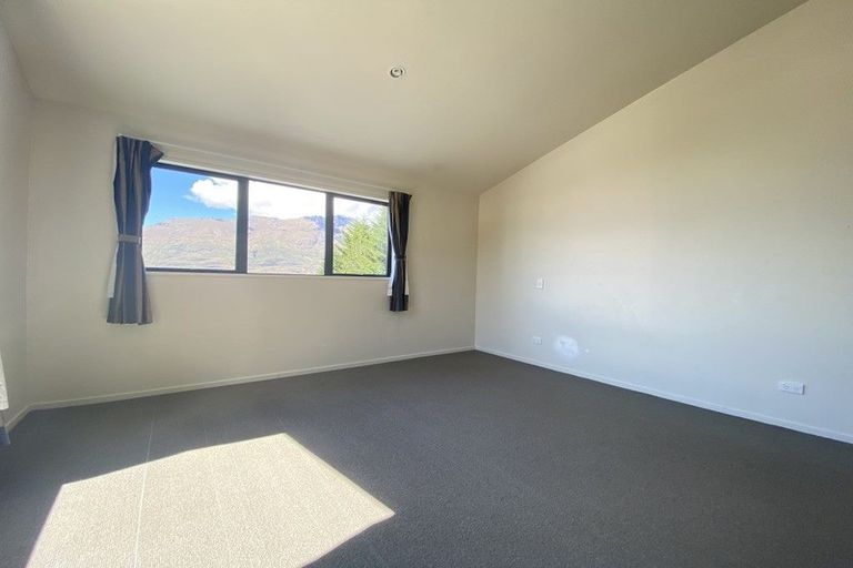 Photo of property in 79b Dart Place, Fernhill, Queenstown, 9300