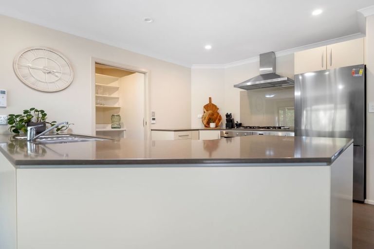 Photo of property in 22 Winslow Court, Huntington, Hamilton, 3210