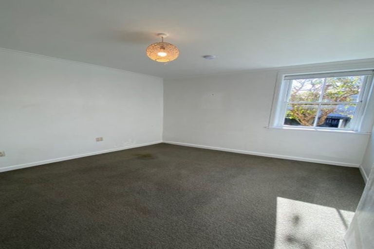 Photo of property in 20 Shoal Bay Road, Devonport, Auckland, 0624