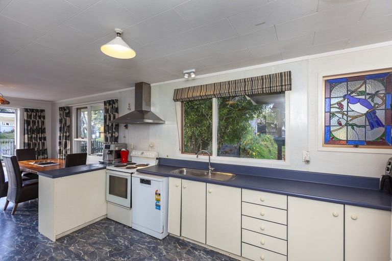 Photo of property in 22 Ocean Road, Paraparaumu Beach, Paraparaumu, 5032