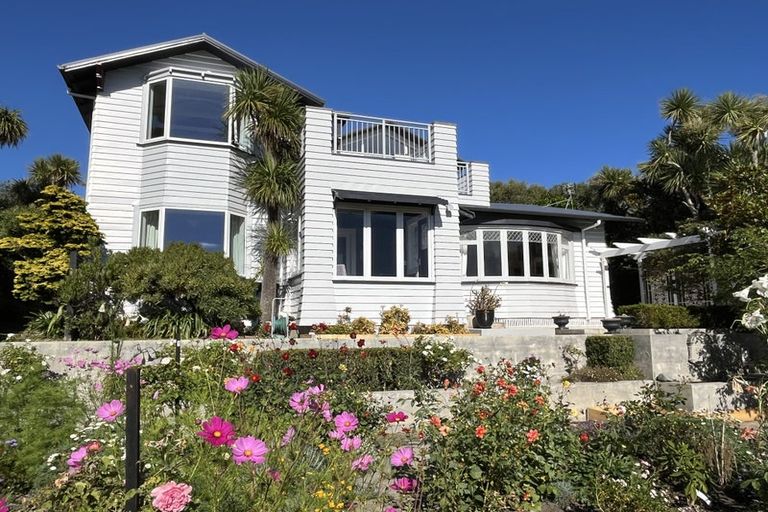 Photo of property in 45 The Crescent, Roseneath, Wellington, 6011