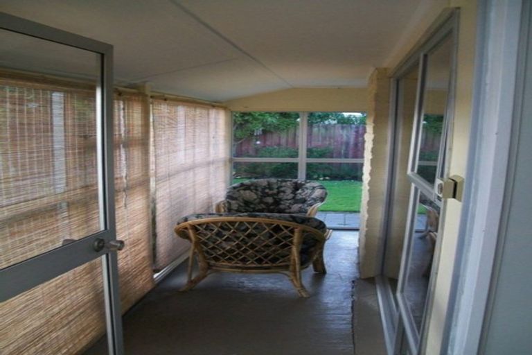 Photo of property in 23 Crofton Road, Harewood, Christchurch, 8051