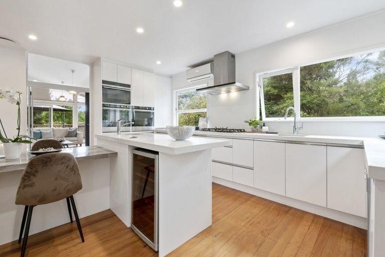 Photo of property in 21 Berne Place, Birkenhead, Auckland, 0626