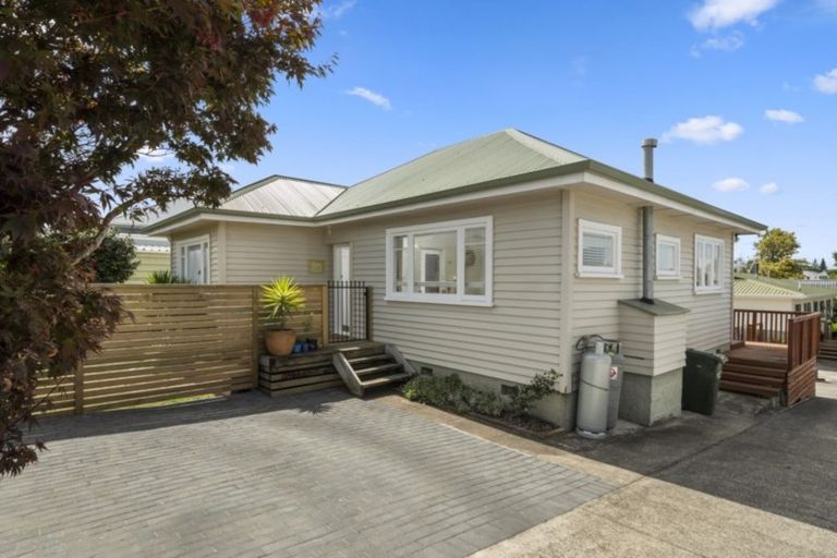 Photo of property in 11 Stewart Street, Te Puke, 3119