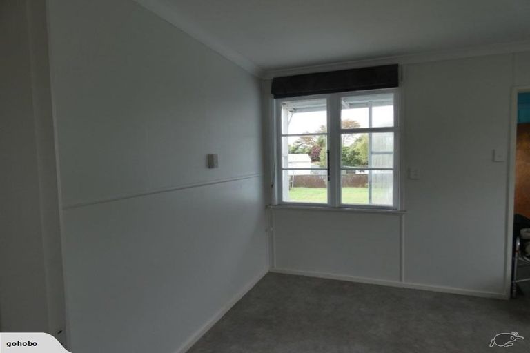 Photo of property in 16 Essex Street, Stratford, 4332