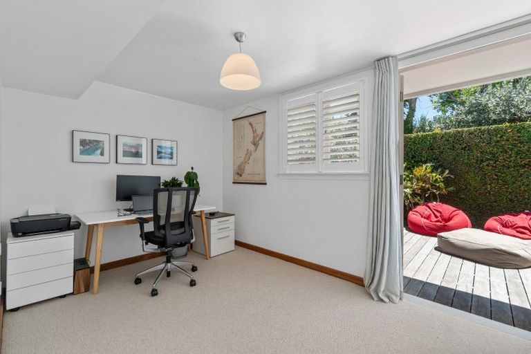 Photo of property in 11 King Edward Parade, Devonport, Auckland, 0624