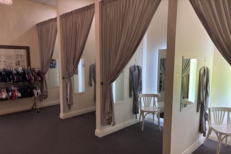 Photo of property in 108 Heretaunga Street, Palmerston North, 4414