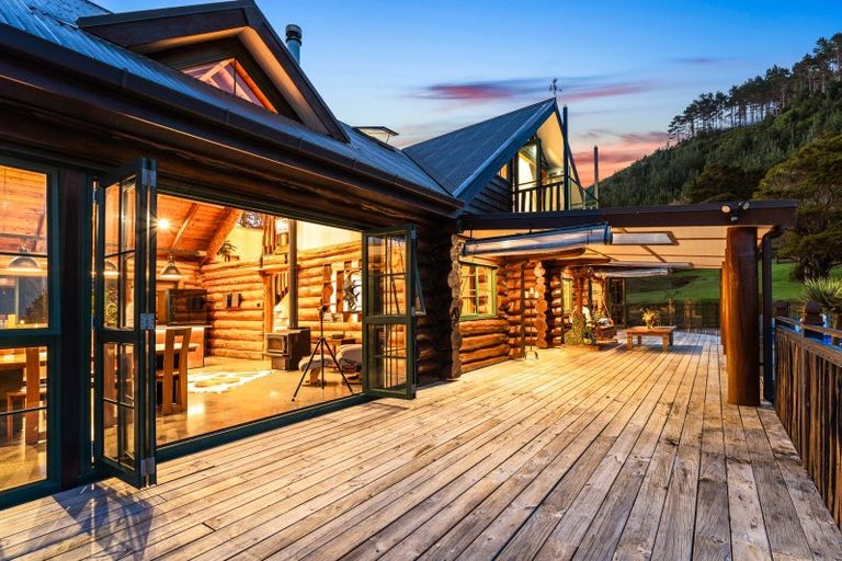 Photo of property in 870 Woodcocks Road, Kaipara Flats, Warkworth, 0981