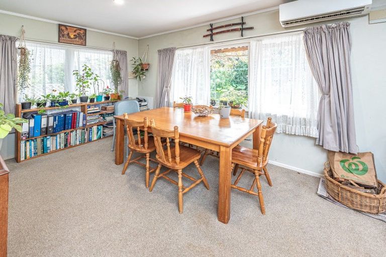 Photo of property in 5 Ihupuku Street, Waitotara, Wanganui, 4588