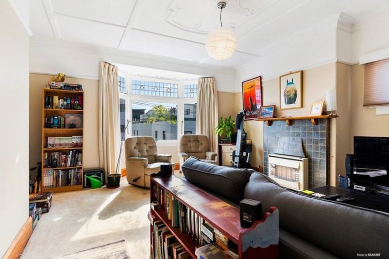 Photo of property in 1u3 Moncrieff Street, Mount Victoria, Wellington, 6011