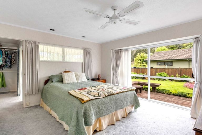 Photo of property in 24 Webb Place, Taradale, Napier, 4112