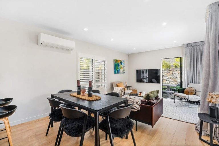 Photo of property in 1 Mulholland Drive, Jacks Point, 9371