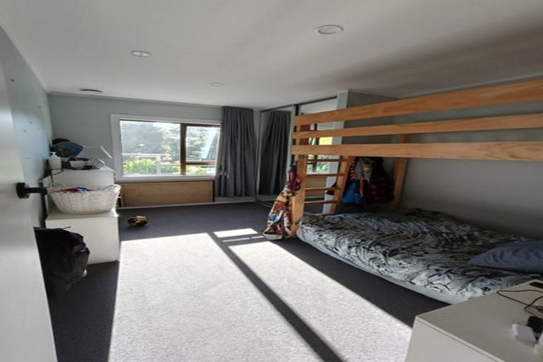 Photo of property in 25 Foster Crescent, Belmont, Lower Hutt, 5010