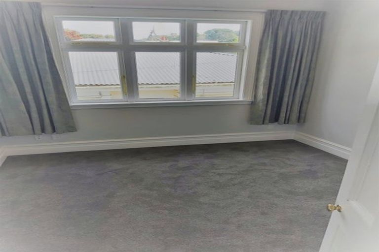 Photo of property in 126 Wallace Street, Mount Cook, Wellington, 6021