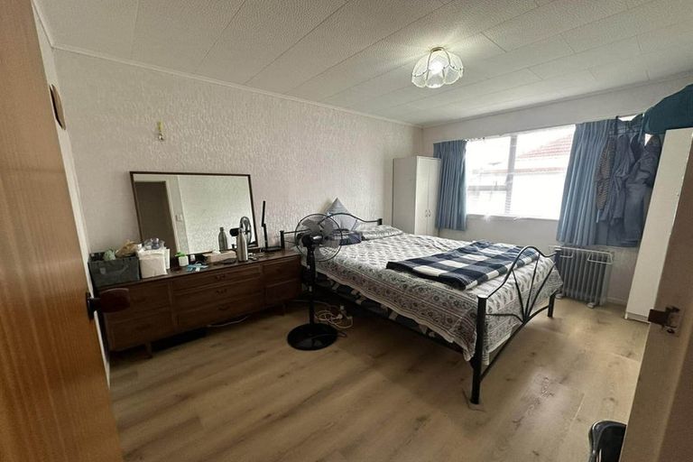 Photo of property in 1a Burcham Street, Taita, Lower Hutt, 5011