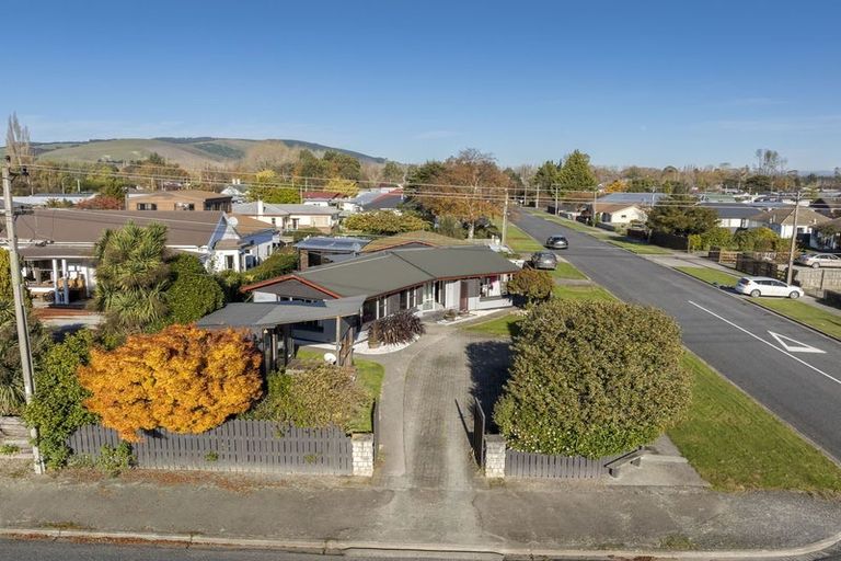 Photo of property in 31 Johnson Street, Milton, 9220