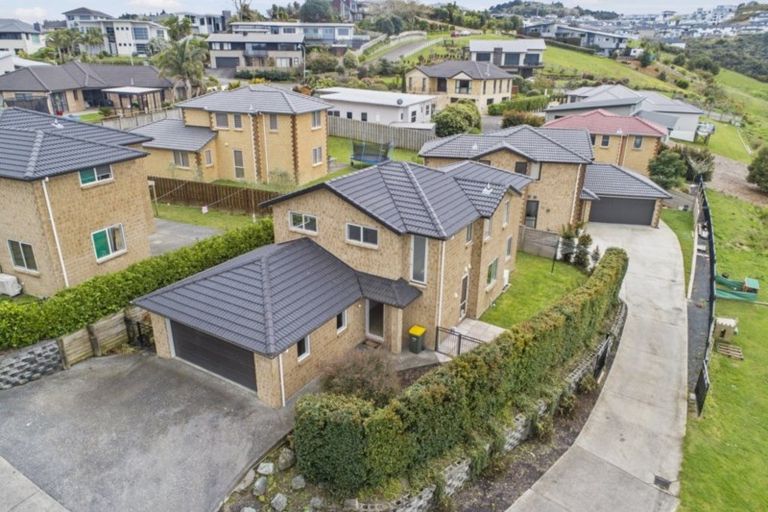 Photo of property in 114 Grand Drive, Orewa, 0931