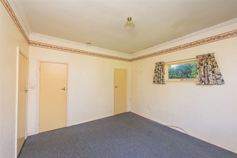 Photo of property in 32 Suther Street, Waverley, 4510